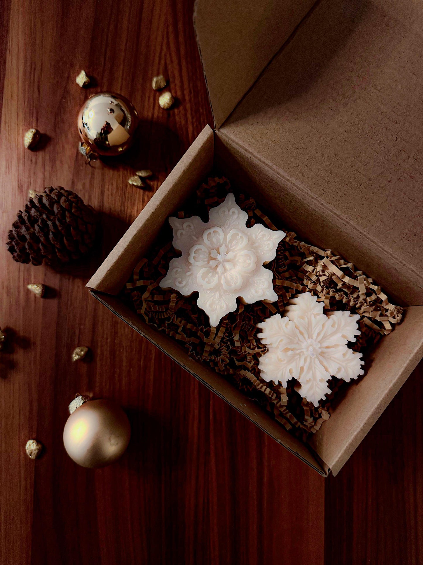 The Snowflake Mini Gift Box